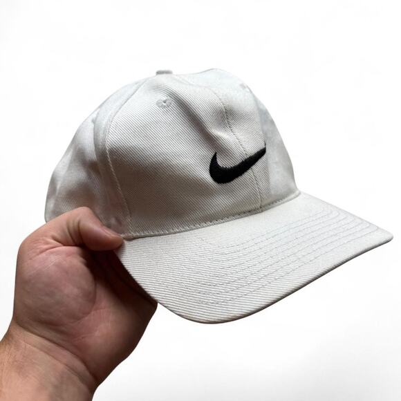 Vintage VTG 90’s Nike Black On White Logo Snapback Hat - Picture 1 of 8